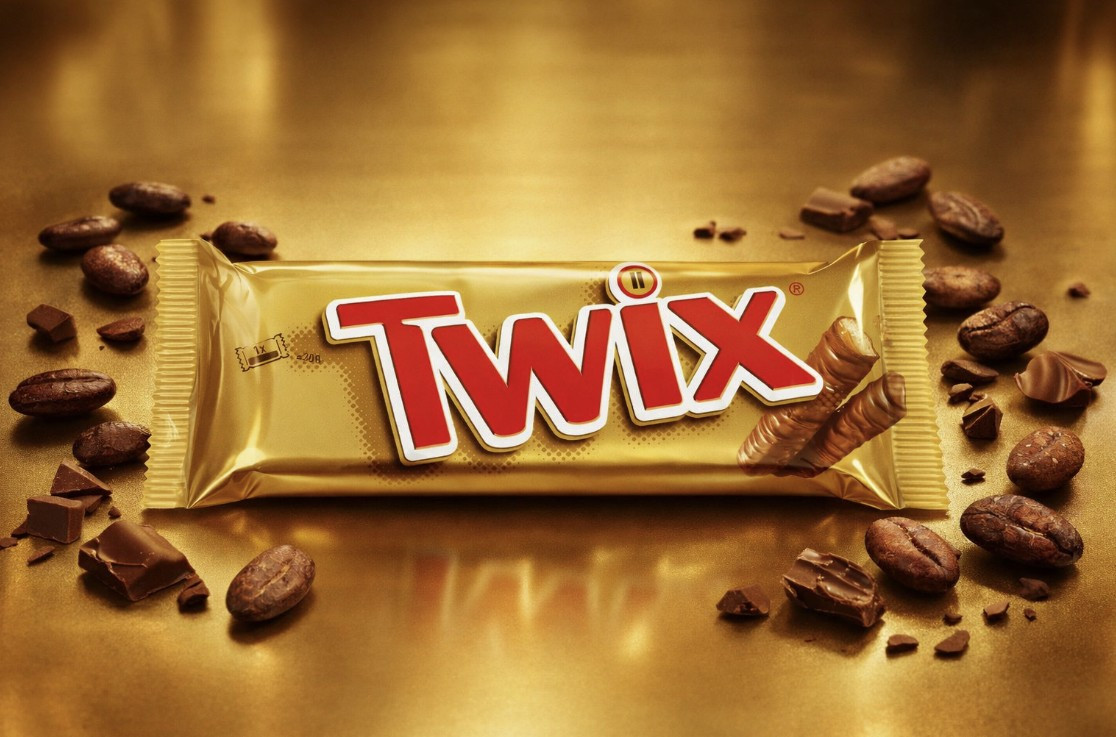 Twix Chocolate Bar 50g – Crunchy Biscuit & Smooth Caramel Milk Chocolate Snack | Sweet Treat for Kids & Teens | Perfect Anytime Energy Bite